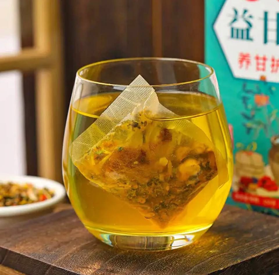 🌿 Infusion Thé au 18 Saveurs d'épices et de plantes : Foie léger, vitalité retrouvée !